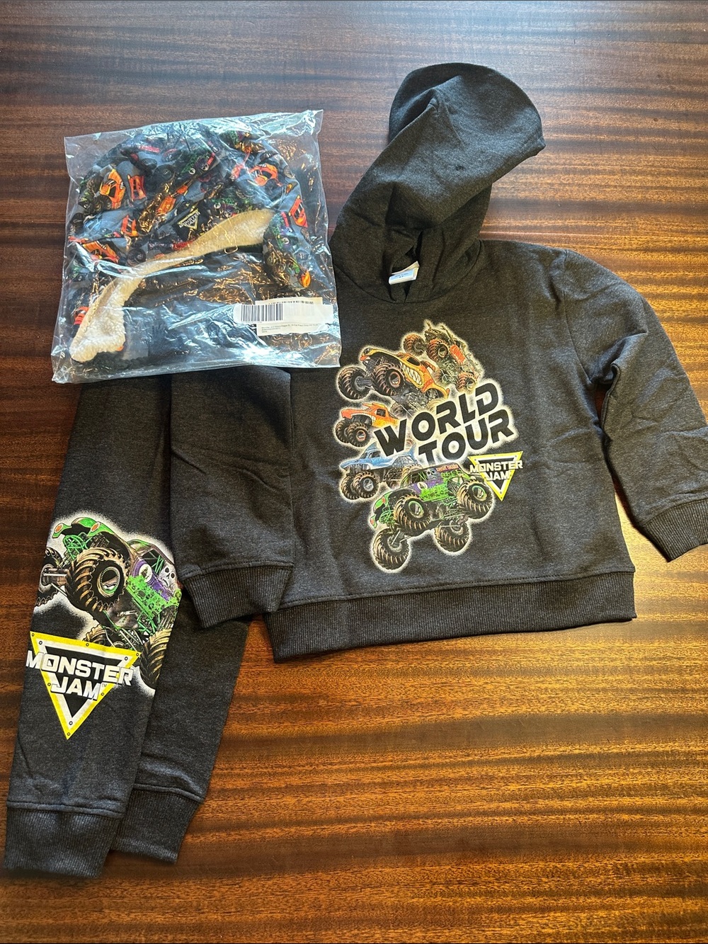 Monster Jam Kids' Black 'World Tour' Hoodie & Sweatpants Set